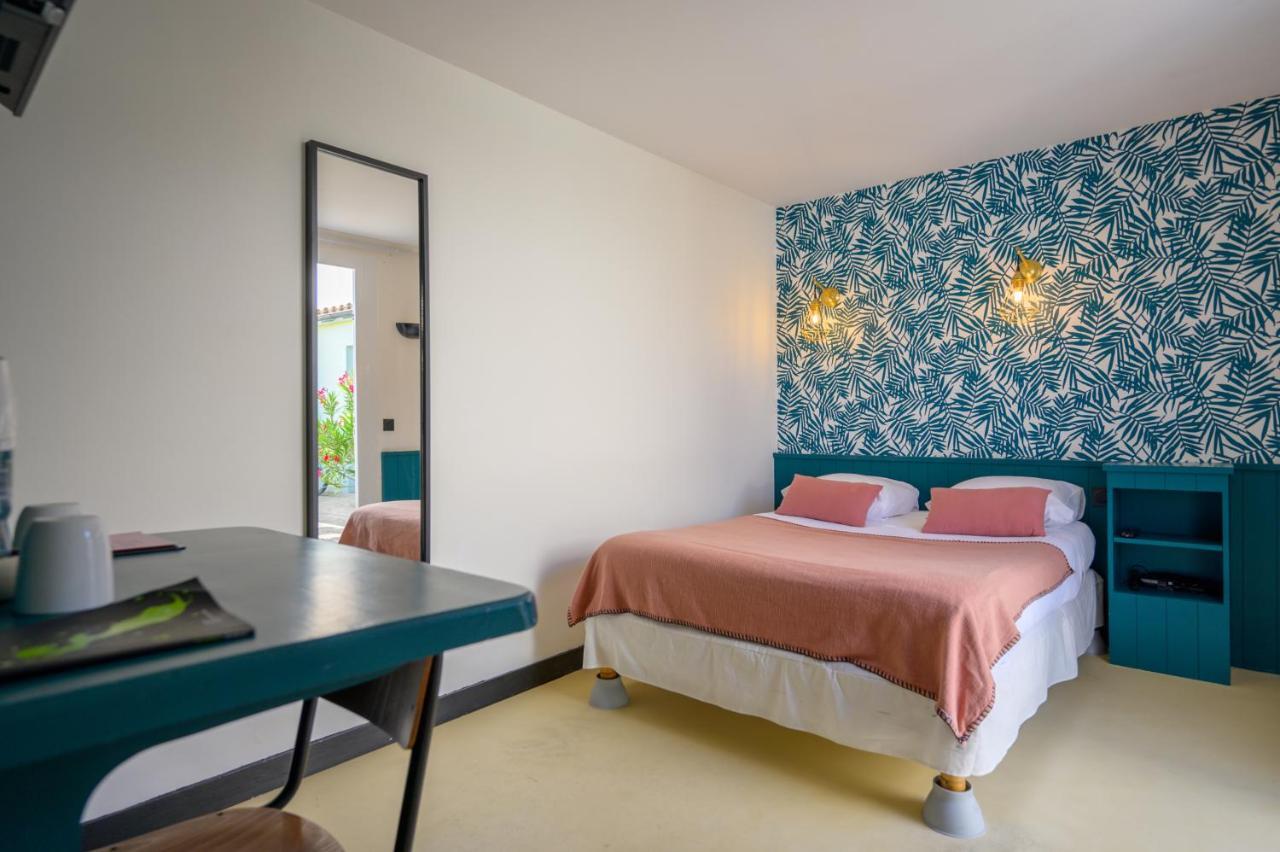 ארס-אן-רה Hotel Le Clocher מראה חיצוני תמונה