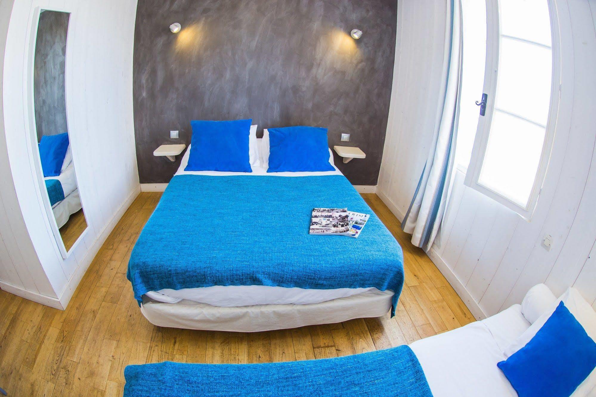 ארס-אן-רה Hotel Le Clocher מראה חיצוני תמונה